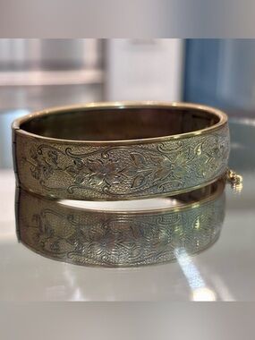 Engraved Floral Gold-Tone Hinged Bangle Bracelet